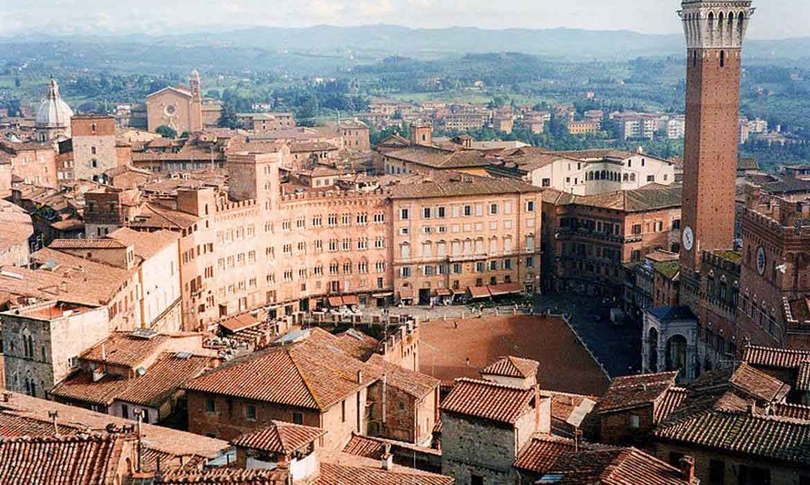 Siena is near Il Pozzo, a luxury villa in Tuscany