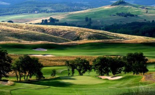 Castiglion del Bosco golf club is near Il Pozzo, a luxury villa in Tuscany